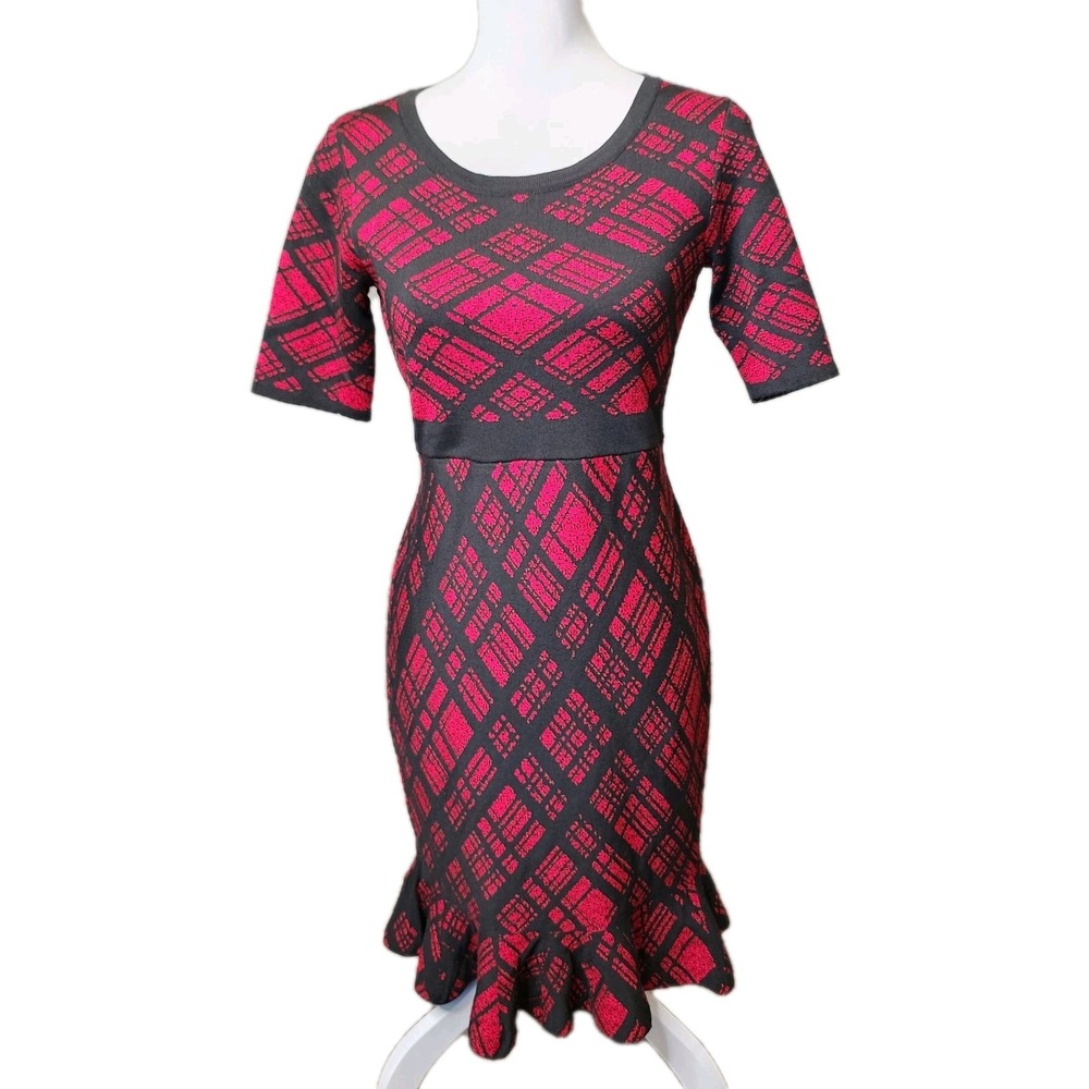Nina Leonard‎ Knit Dress Womens Small Red Black Plaid Stretch Ruffle Preppy Work